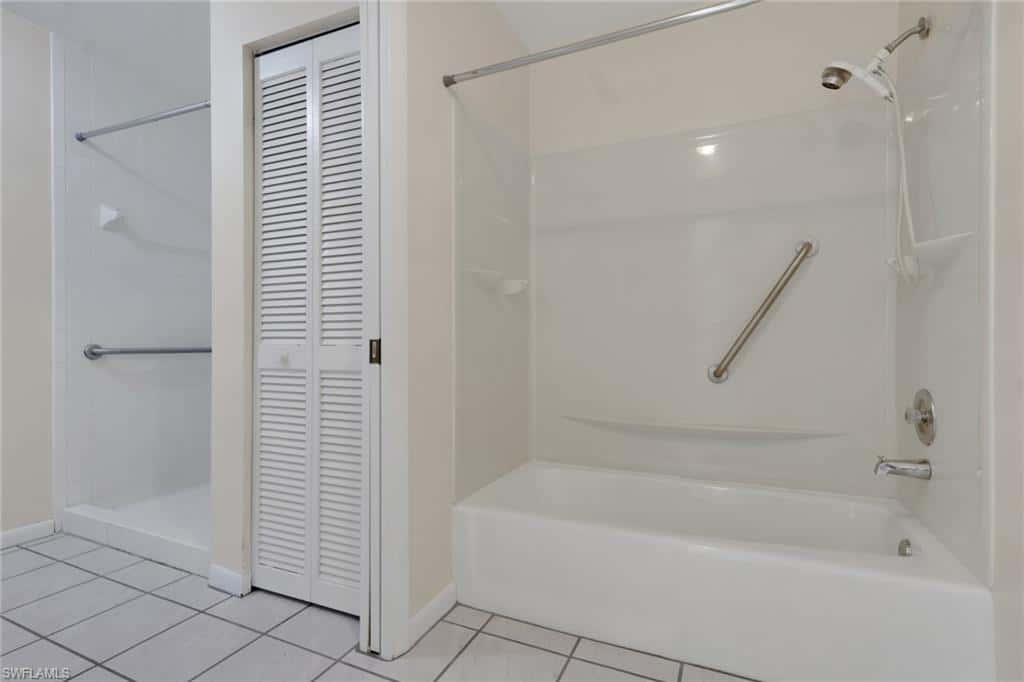 1833 Courtyard Way #106, Naples, photo 20
