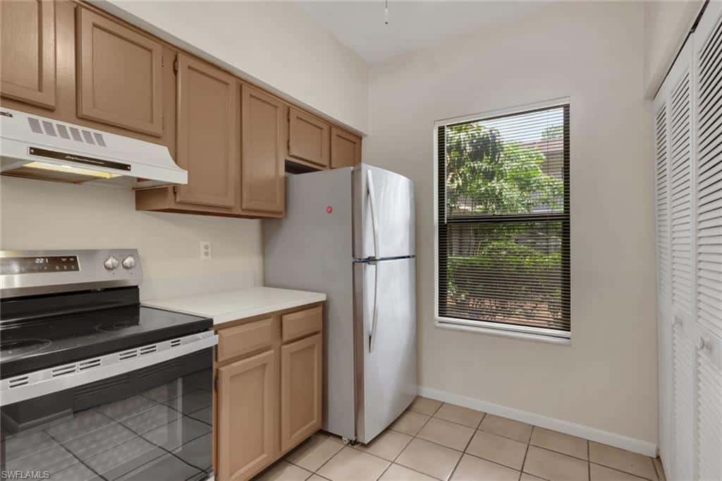 1833 Courtyard Way #106, Naples, photo 8