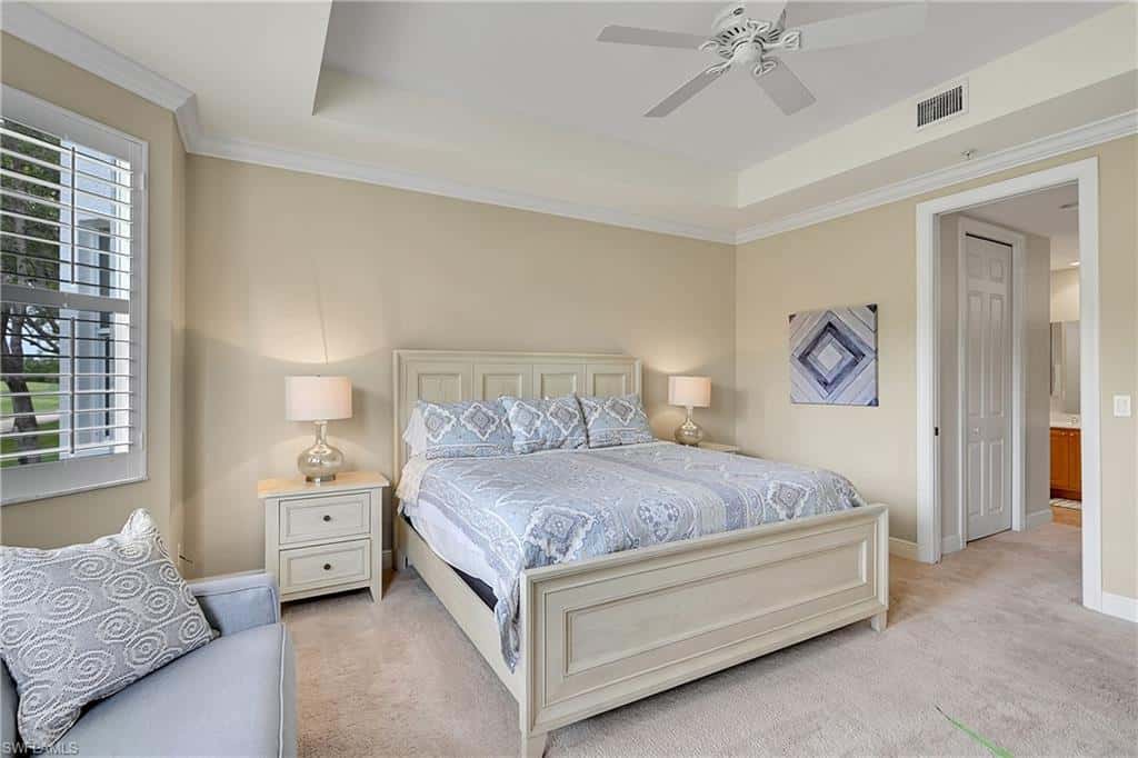 4700 Yacht Harbor Dr #612, Naples, photo 9