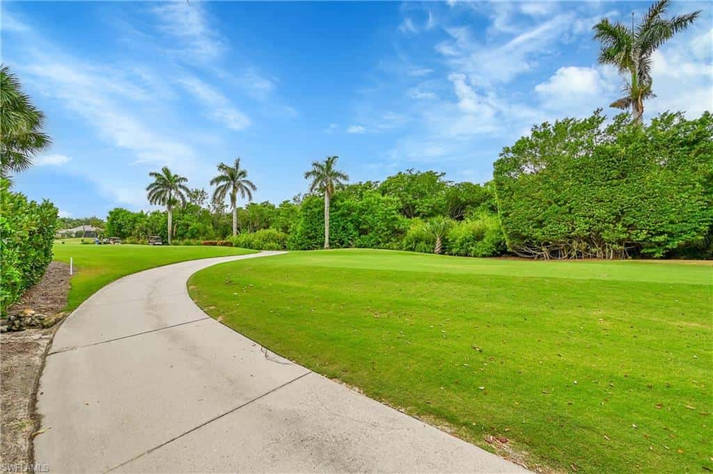 4700 Yacht Harbor Dr #612, Naples, photo 38