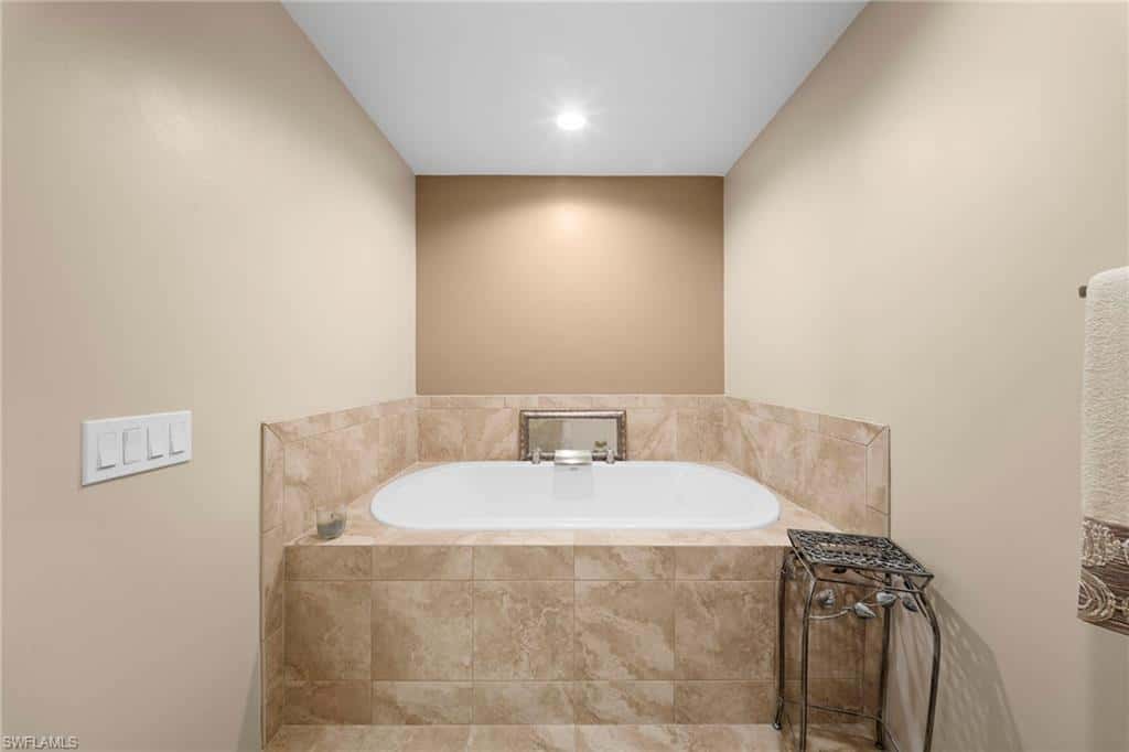 770 Waterford Dr #202, Naples, photo 21