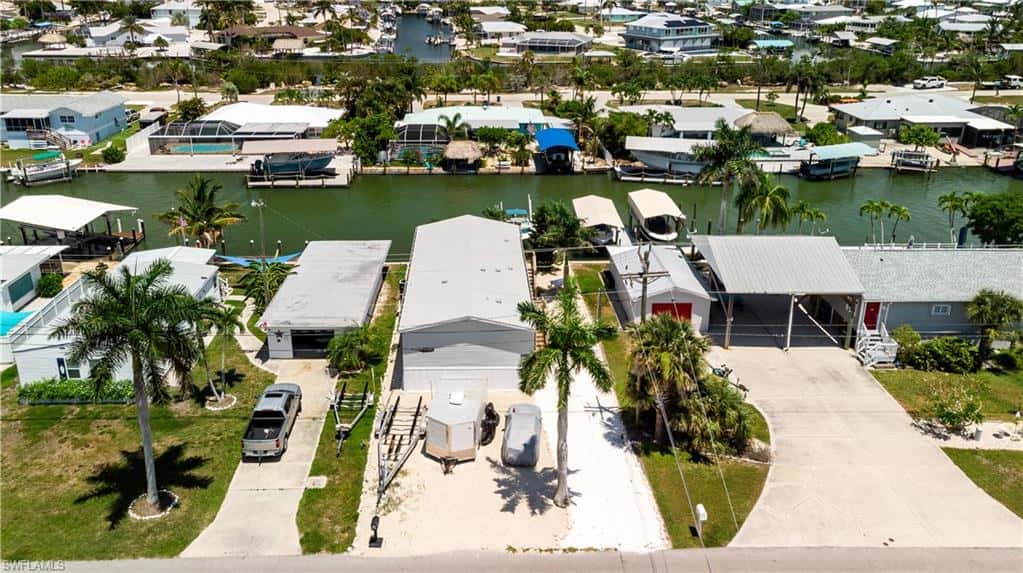 2452 York Rd, St. James City, photo 10