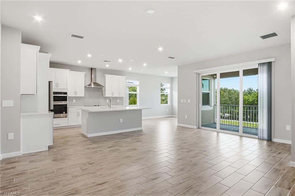 4646 Arboretum Cir #201, Naples, photo 11