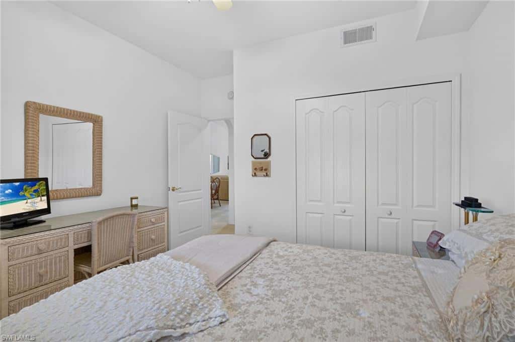 6820 Sterling Greens Pl #402, Naples, photo 22