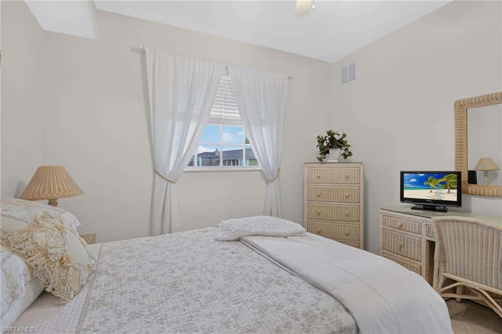 6820 Sterling Greens Pl #402, Naples, photo 21