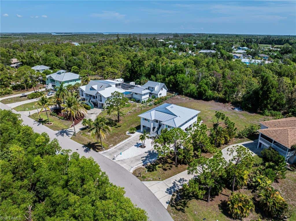 10810 Habitat Cir, Bokeelia, photo 47