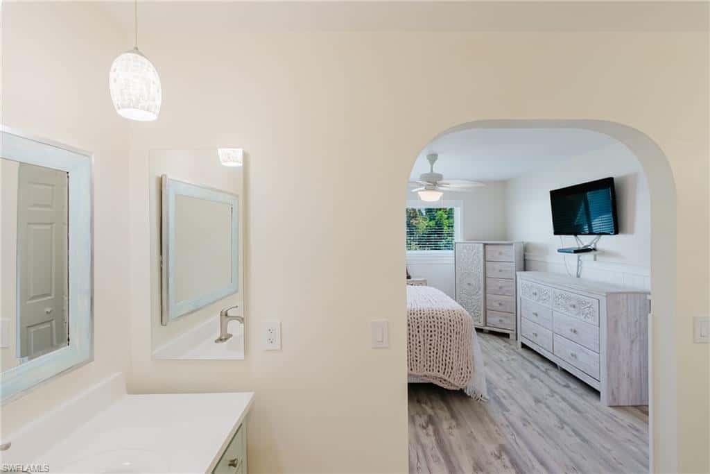 10810 Habitat Cir, Bokeelia, photo 37