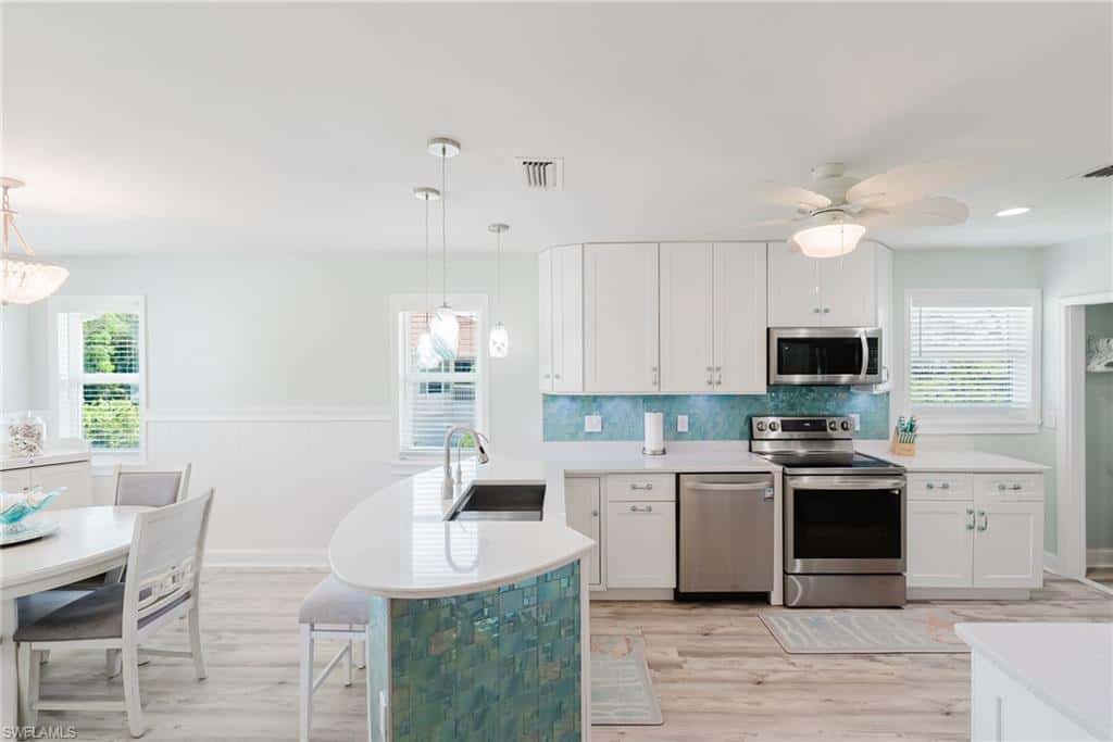 10810 Habitat Cir, Bokeelia, photo 25
