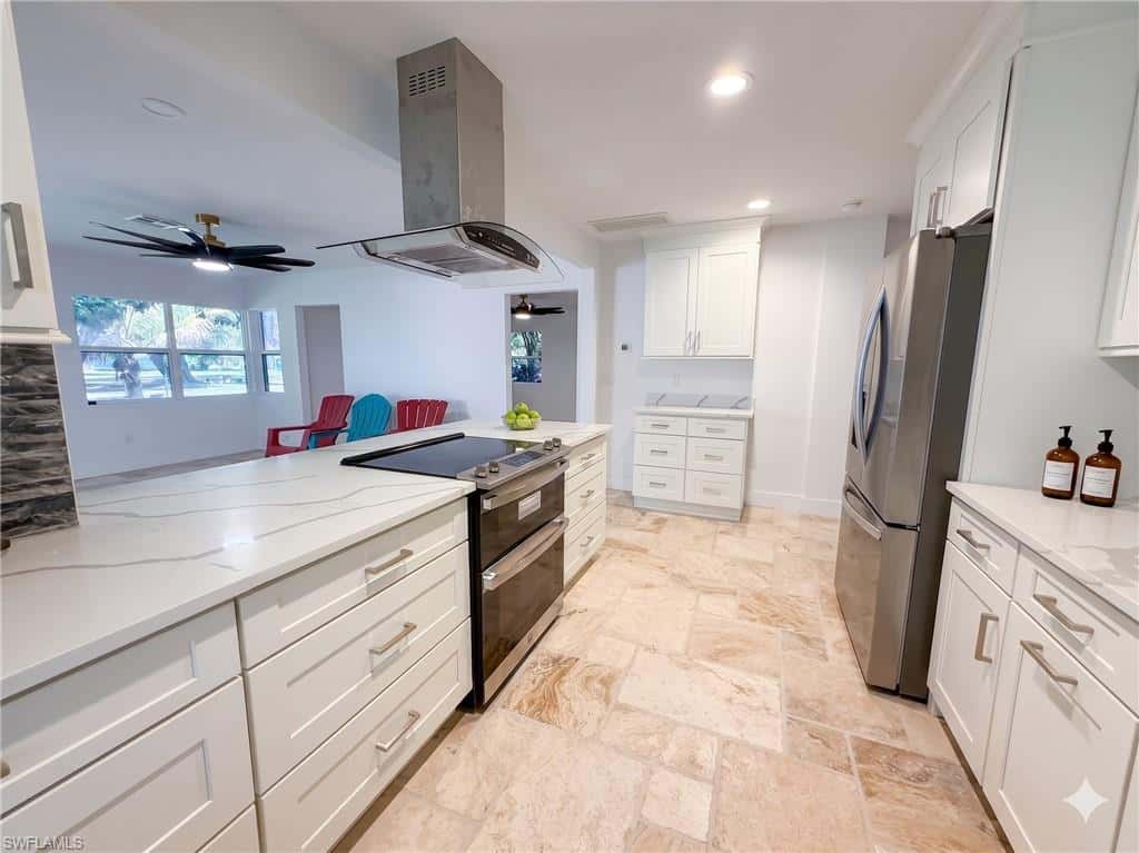 209 Kingston Dr, Fort Myers, photo 12