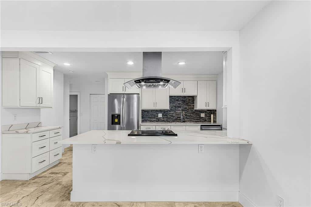 209 Kingston Dr, Fort Myers, photo 10