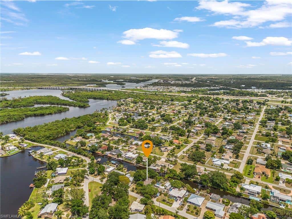 209 Kingston Dr, Fort Myers, photo 35