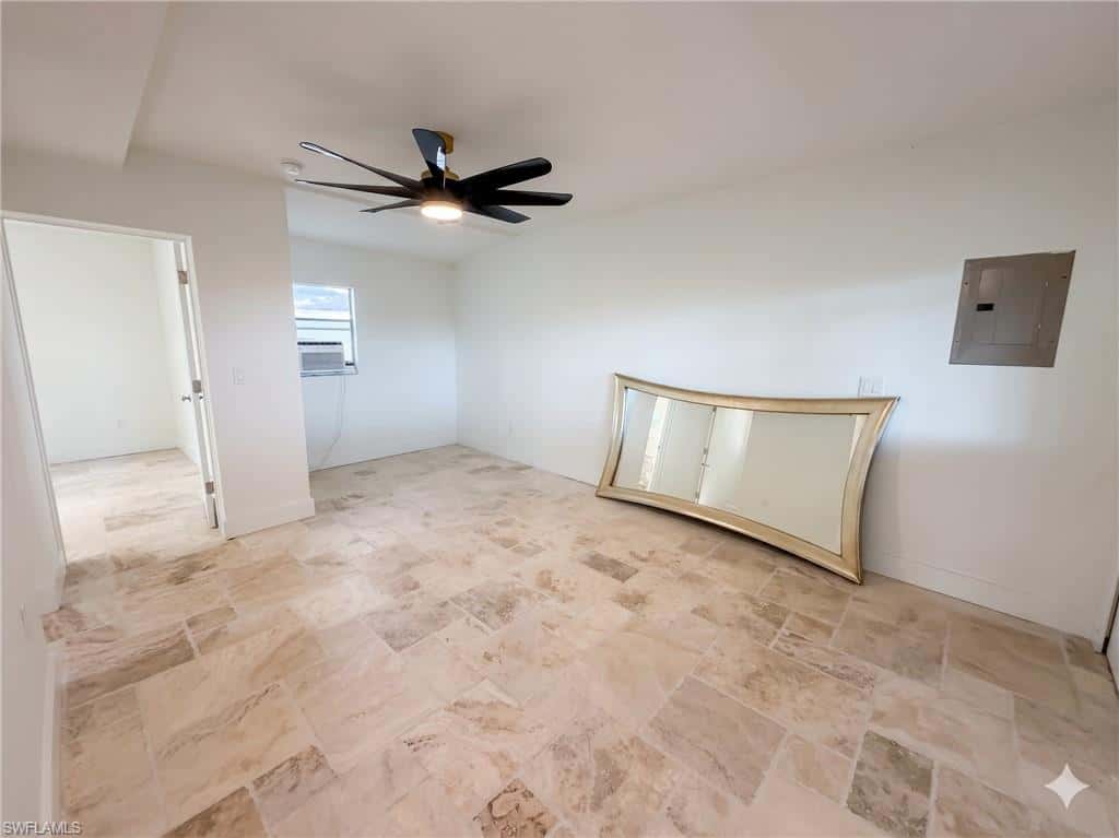 209 Kingston Dr, Fort Myers, photo 29