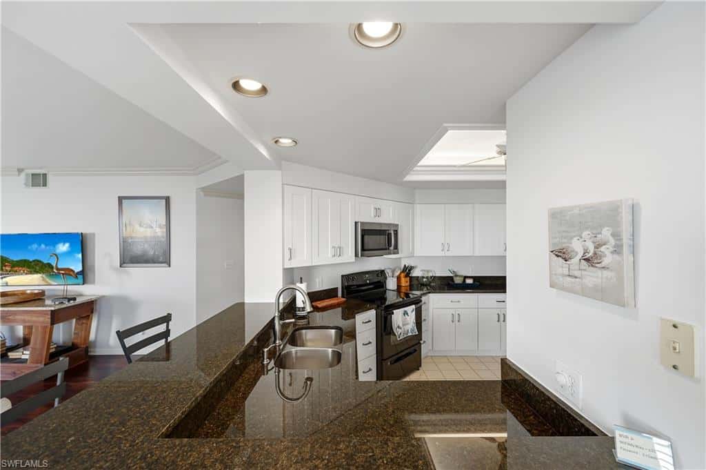 6260 Bellerive Ave #404, Naples, photo 26