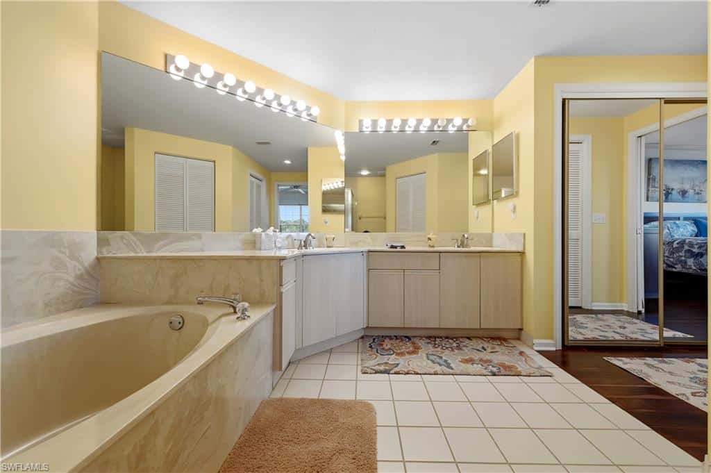 6260 Bellerive Ave #404, Naples, photo 33