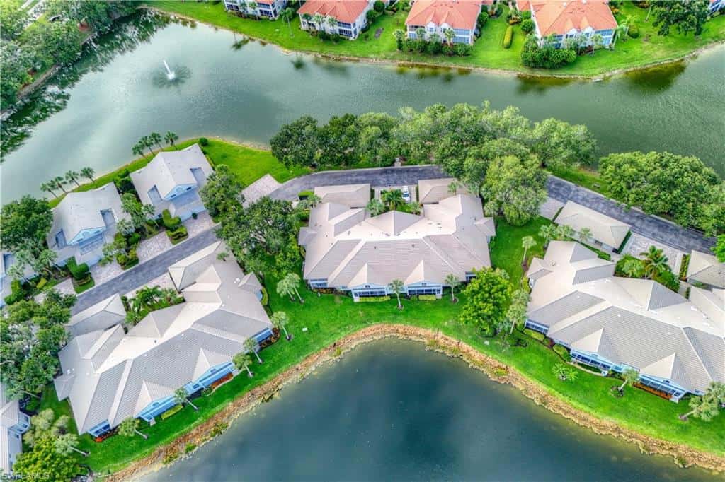 6260 Bellerive Ave #404, Naples, photo 8