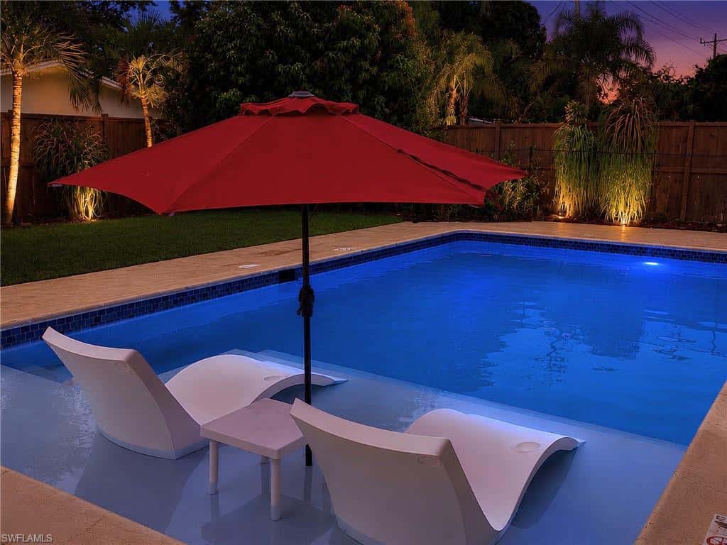 1268 Lake Shore Dr, Naples, photo 17