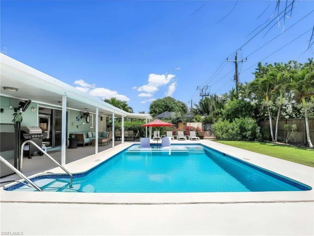 1268 Lake Shore Dr, Naples, photo 5