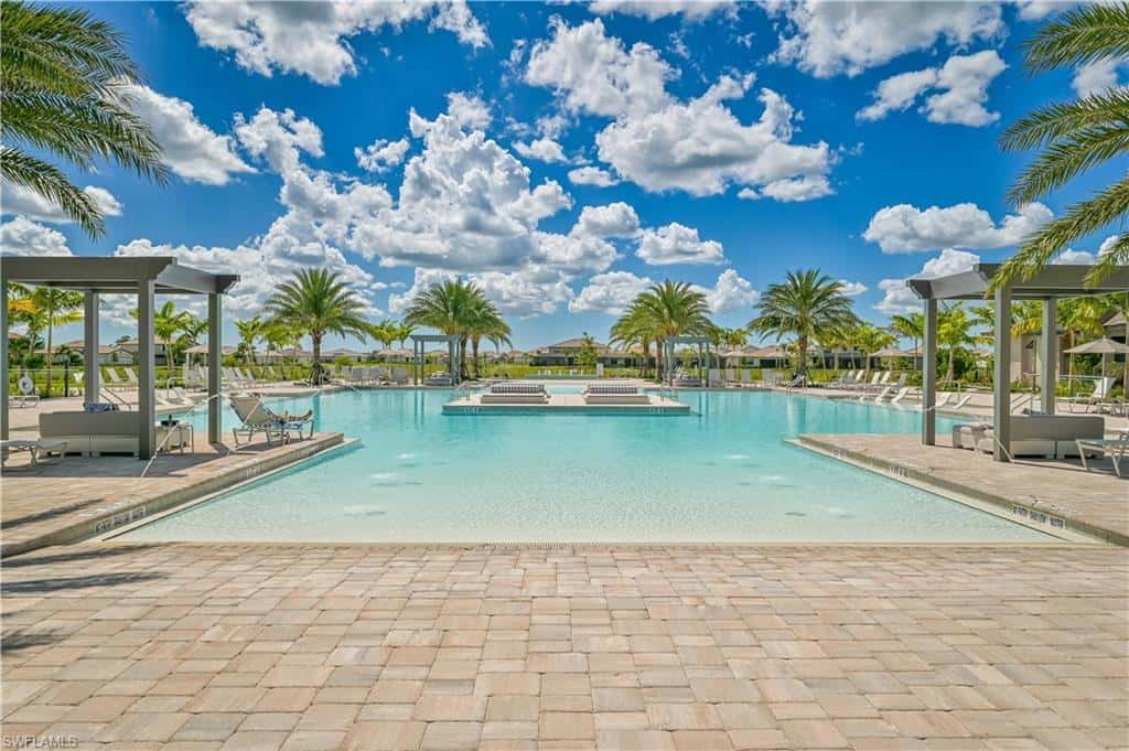 18236 Killinton Ct, Estero, photo 37