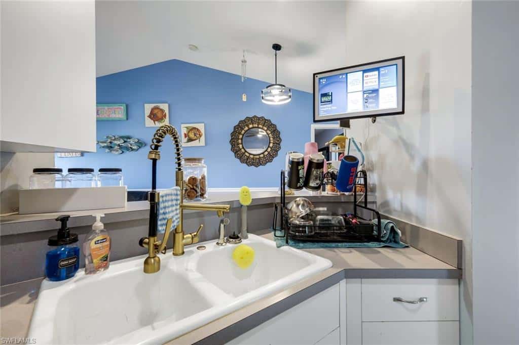 1923 26th Ter, Cape Coral, photo 13