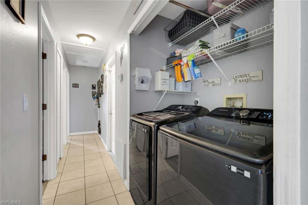 1923 26th Ter, Cape Coral, photo 32