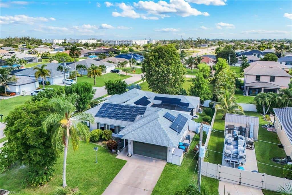 1923 26th Ter, Cape Coral, photo 5