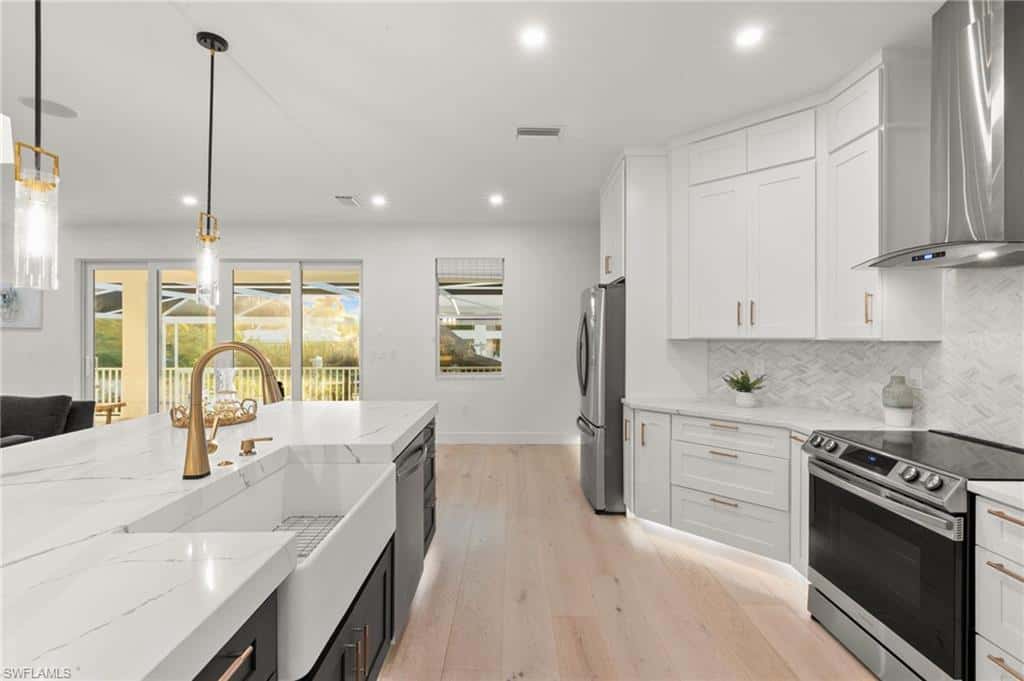 1794 Holiday Ln, Naples, photo 9