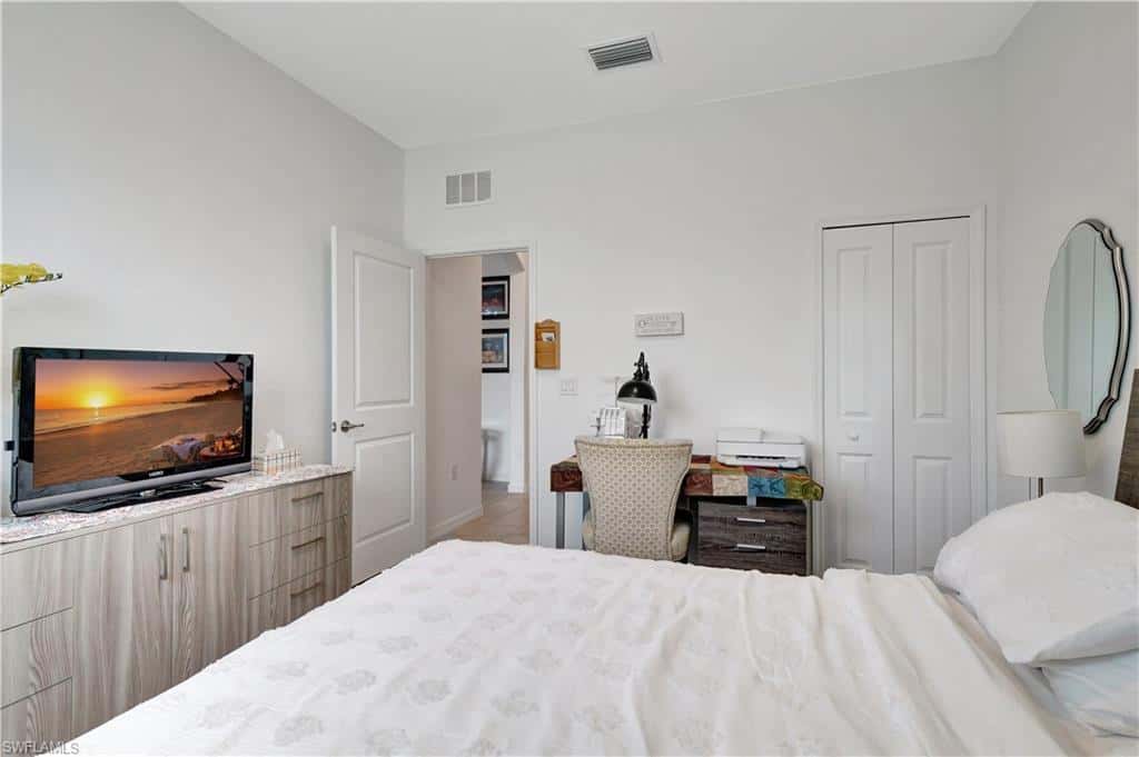 2122 Hamlin St, Naples, photo 14