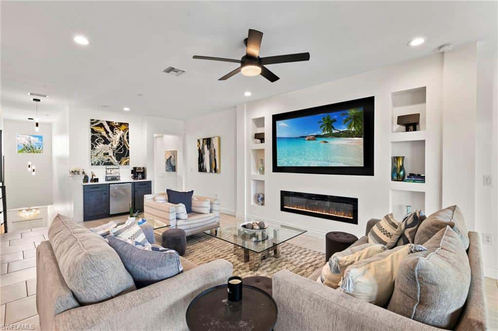 2567 Seychelles Dr #207, Naples, photo 6