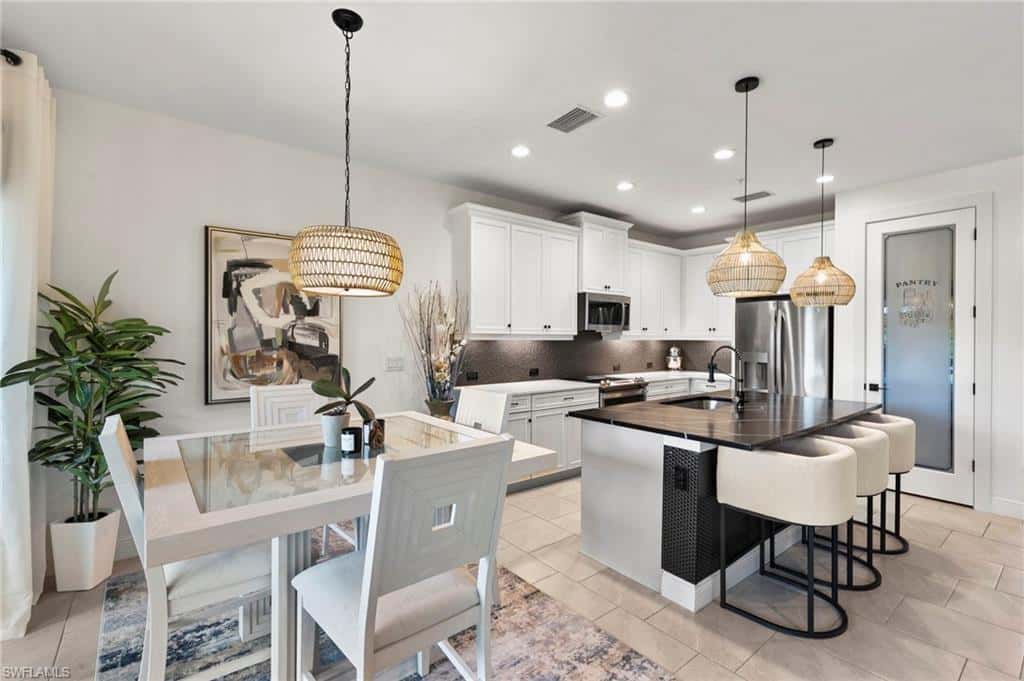 2567 Seychelles Dr #207, Naples, photo 7