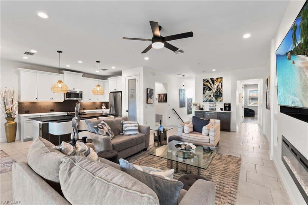 2567 Seychelles Dr #207, Naples, photo 5