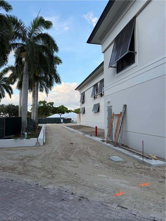 4700 Yacht Harbor Dr #622, Naples, photo 6