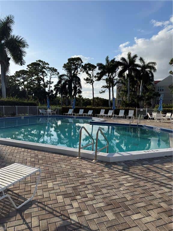 4700 Yacht Harbor Dr #622, Naples, photo 41