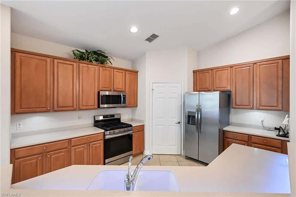 1626 Tarpon Bay Dr #202, Naples, photo 13