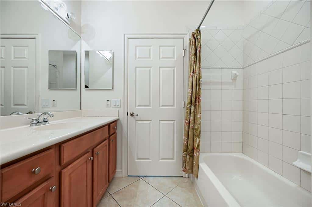 1626 Tarpon Bay Dr #202, Naples, photo 34