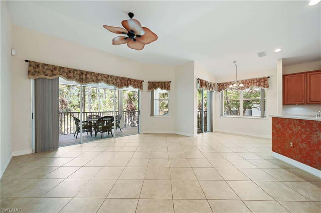 1626 Tarpon Bay Dr #202, Naples, photo 4