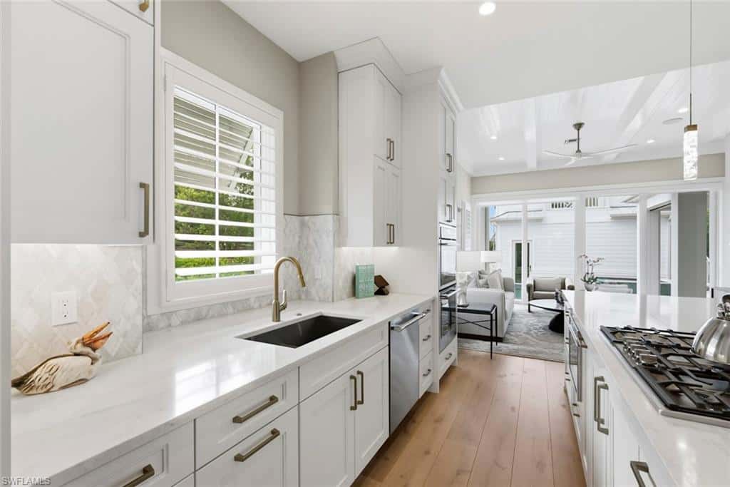 888 10th Ave, Naples, photo 6