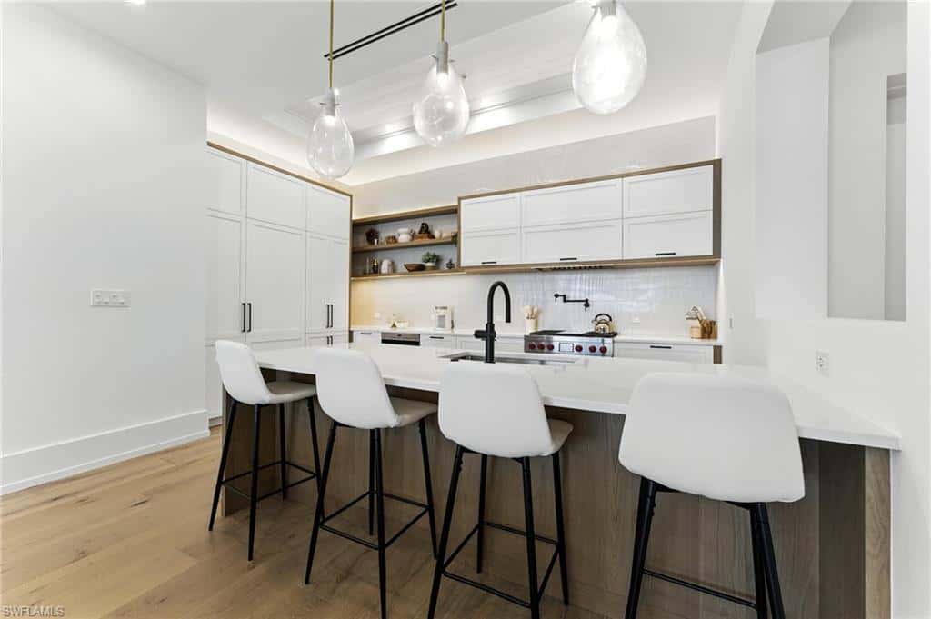 201 8th St #208, Naples, photo 13