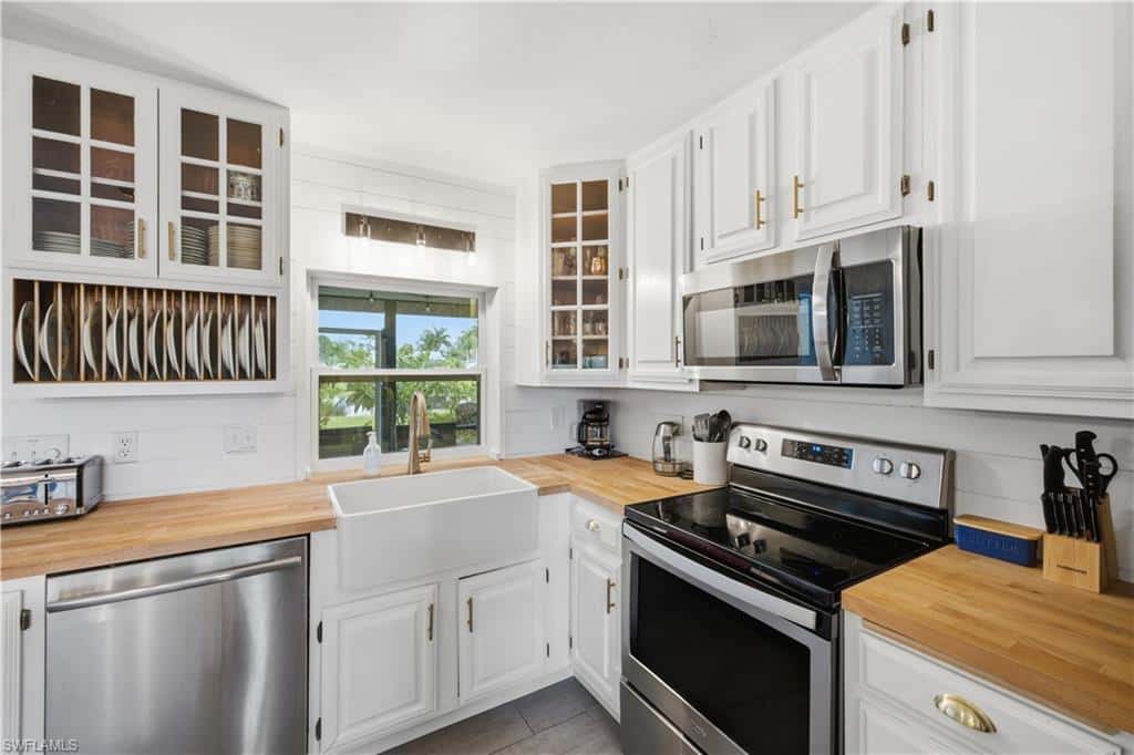 24708 Carnoustie Ct, Bonita Springs, photo 10