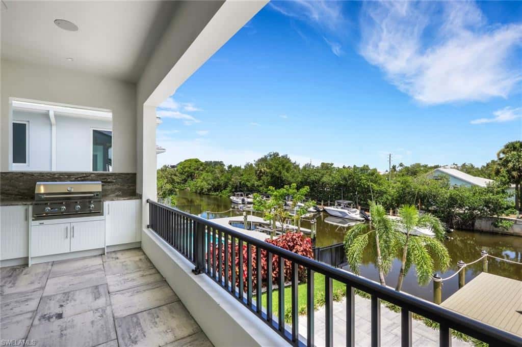 211 1st St, Bonita Springs, photo 7
