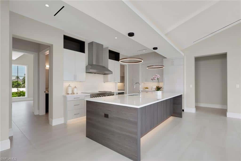 211 1st St, Bonita Springs, photo 15