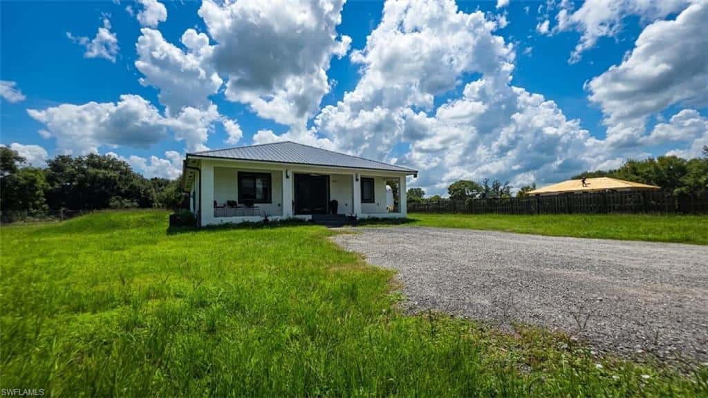 525 Granja Ave, Clewiston, photo 9