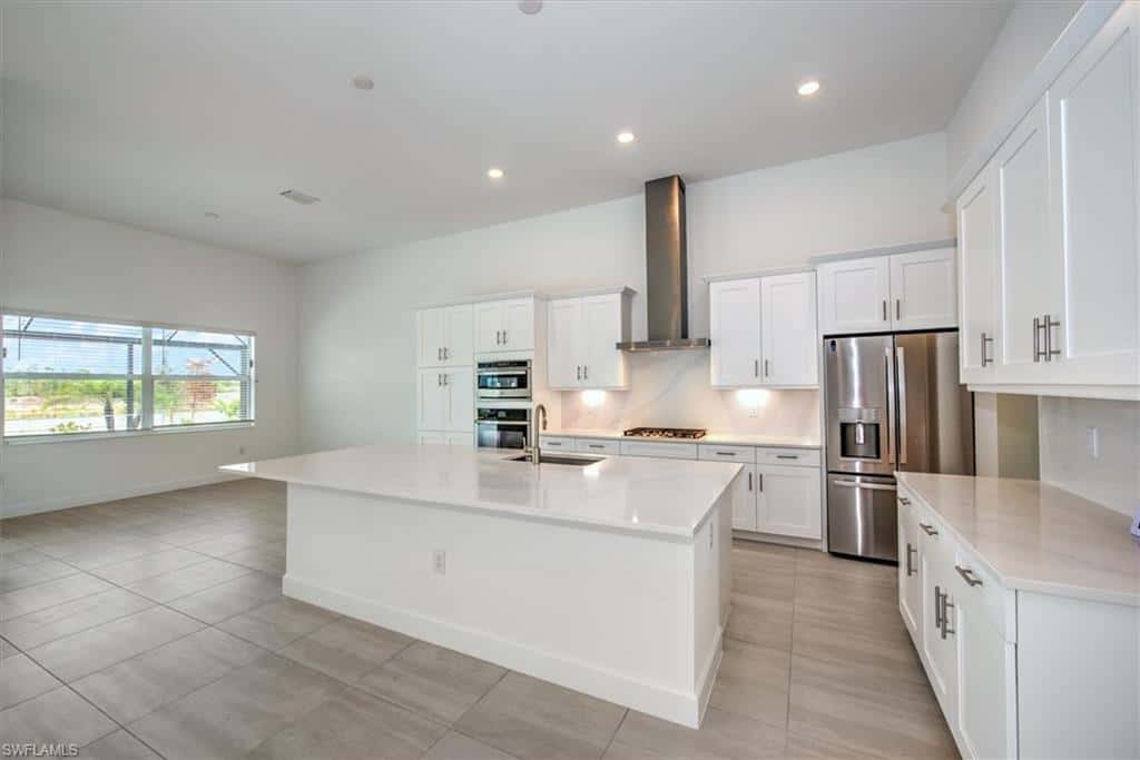 17211 Blue Sapphire Dr, Fort Myers, photo 6