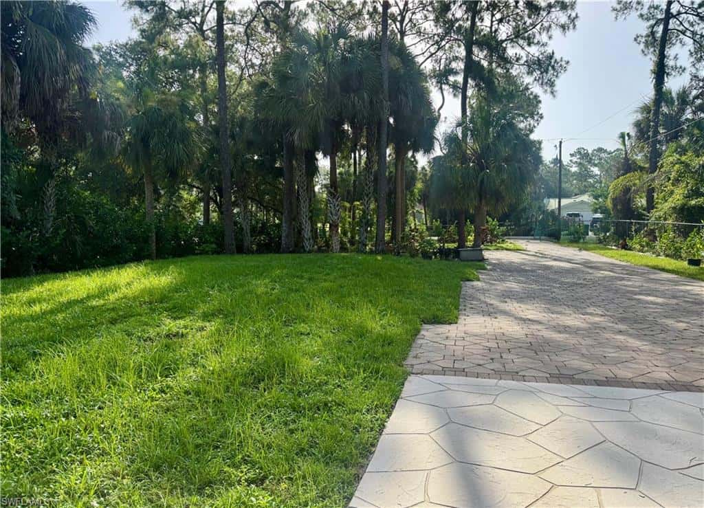 461 1st St, Naples, photo 46