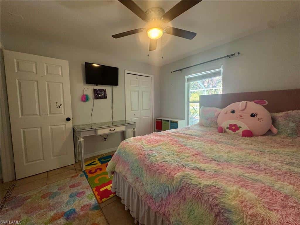 461 1st St, Naples, photo 32