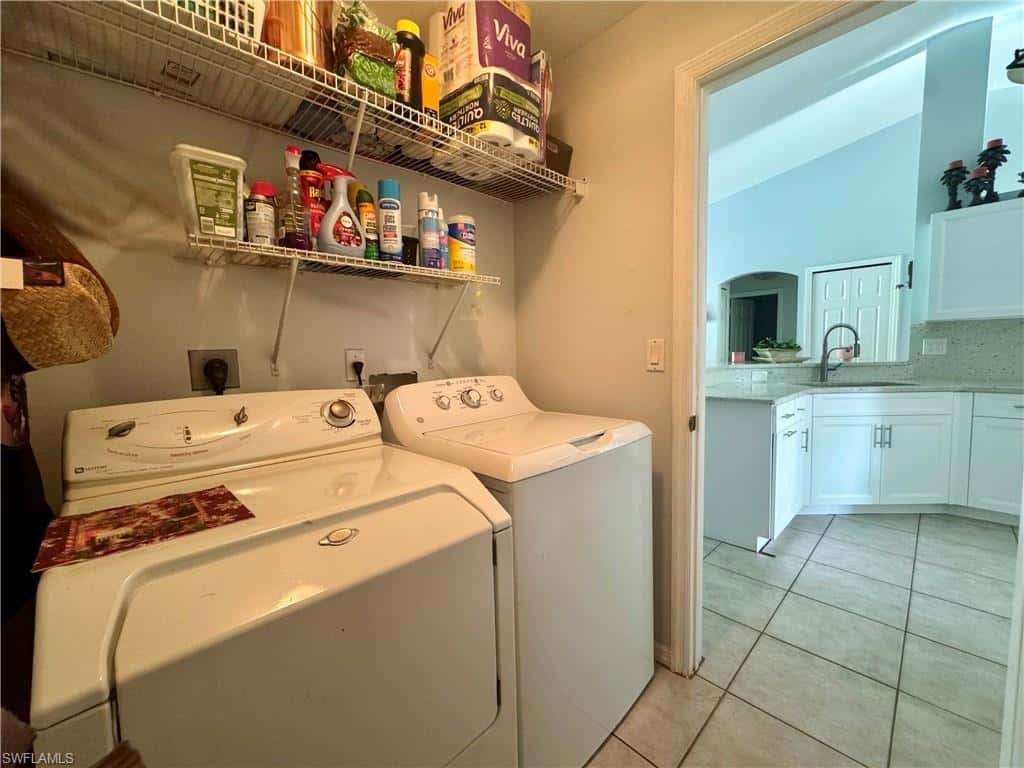 461 1st St, Naples, photo 34