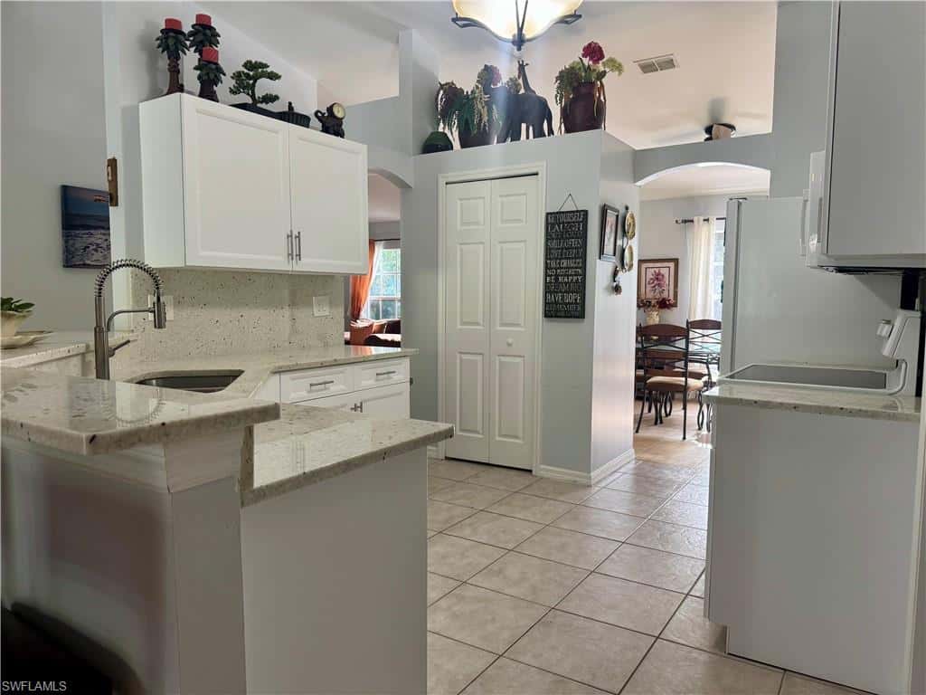 461 1st St, Naples, photo 10