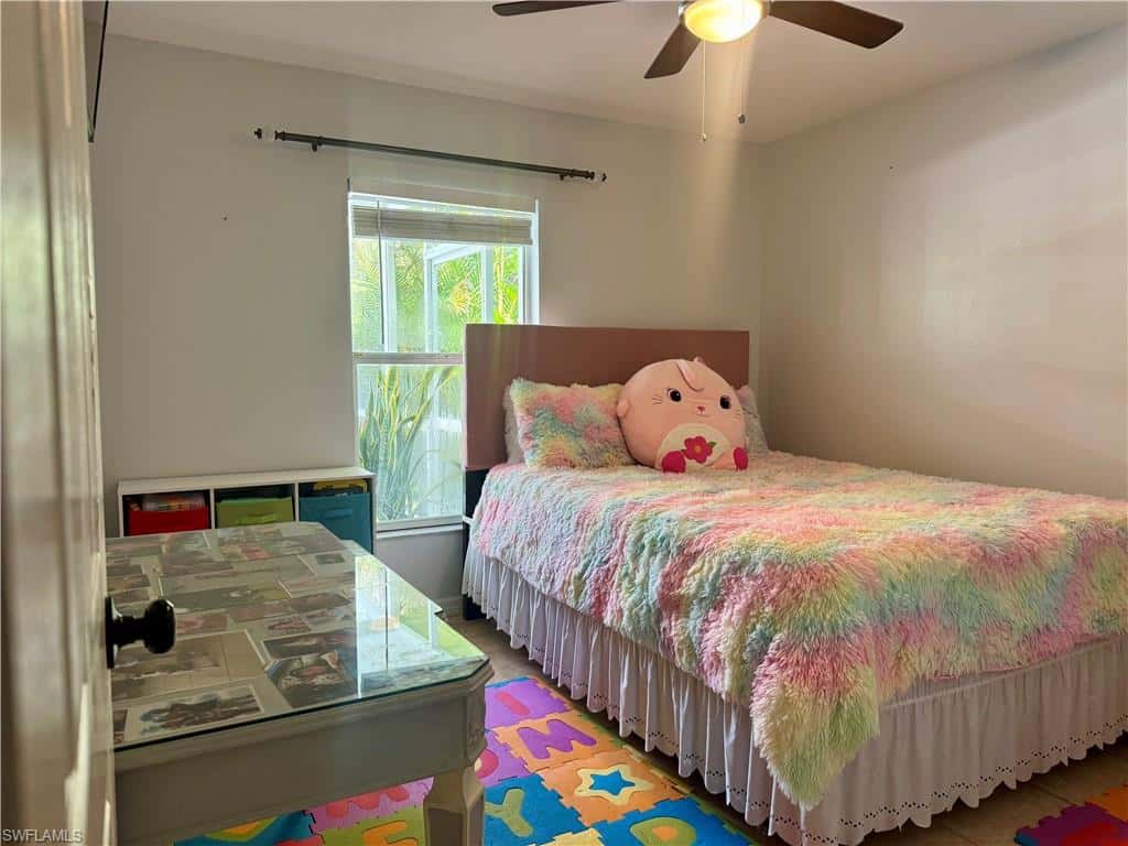 461 1st St, Naples, photo 37