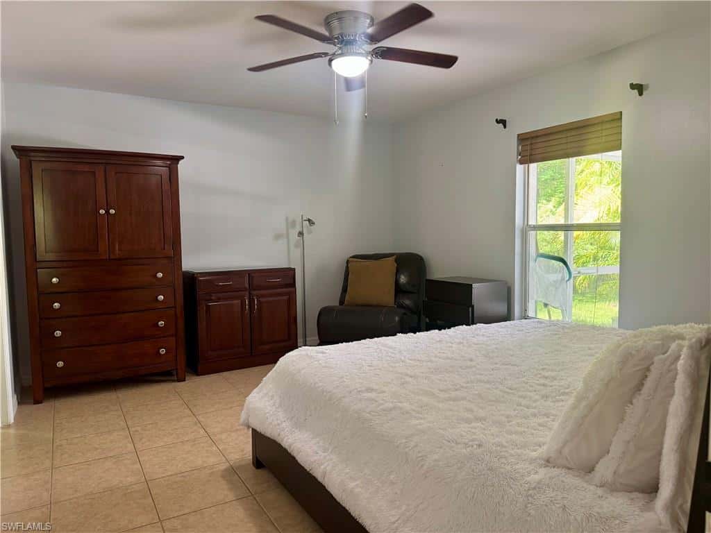 461 1st St, Naples, photo 15