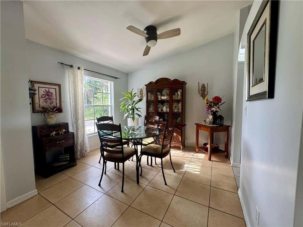 461 1st St, Naples, photo 4