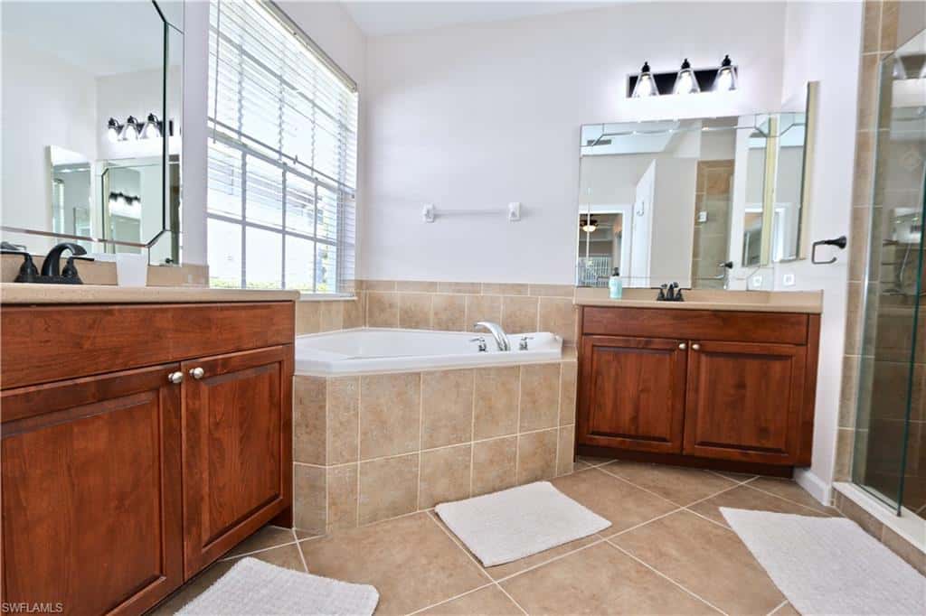 15578 Vallecas Ln, Naples, photo 14